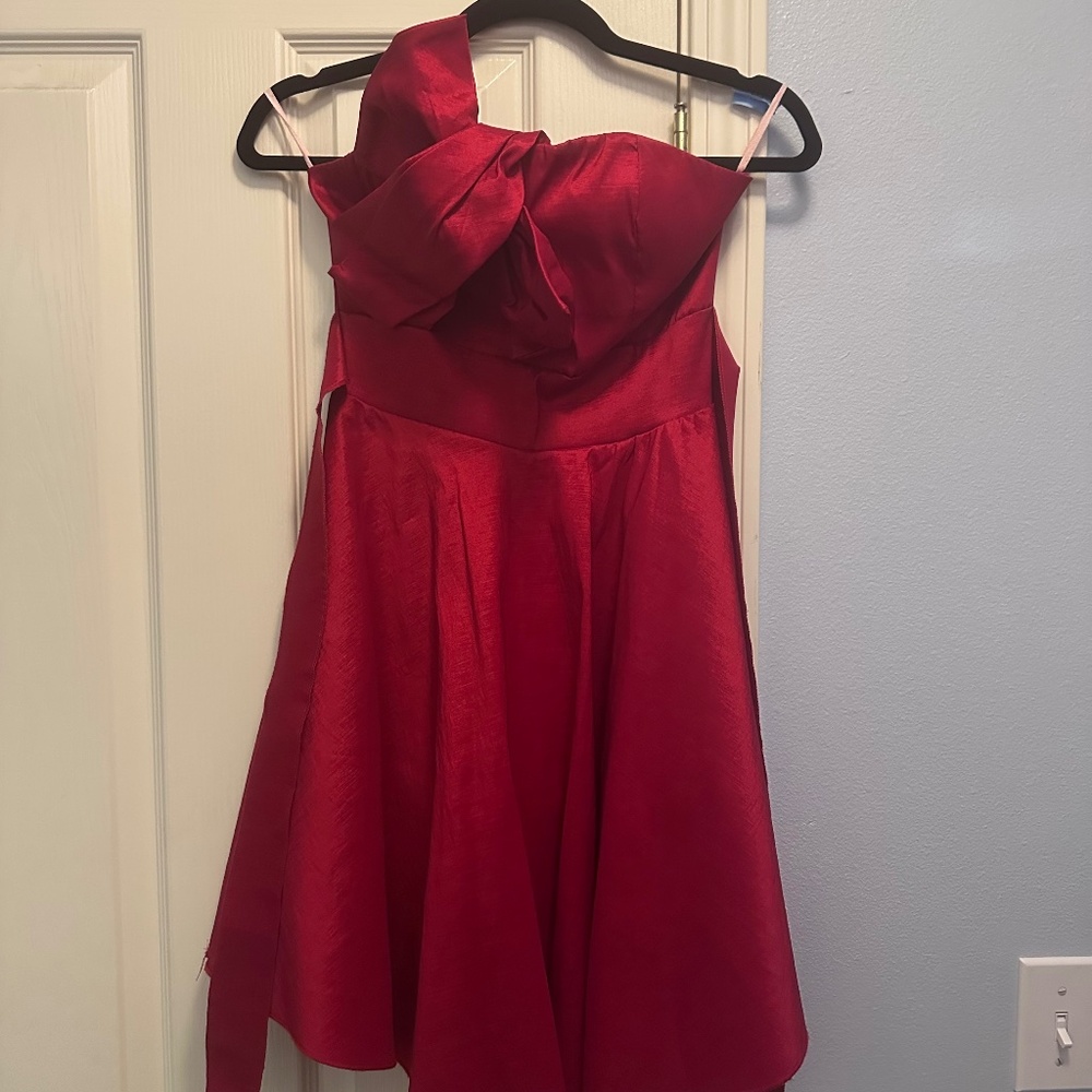 Red Strapless Dress with Bow Detail - Coco Avante Juniors L (Women’s 4-6)